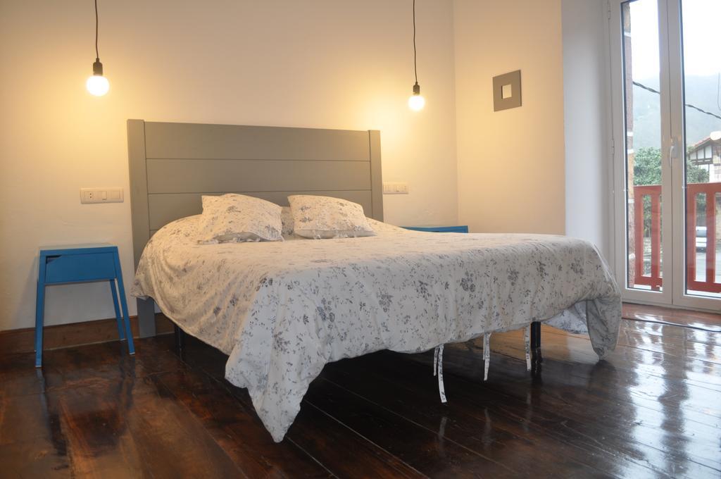 Hostal Auzoa Бера Экстерьер фото